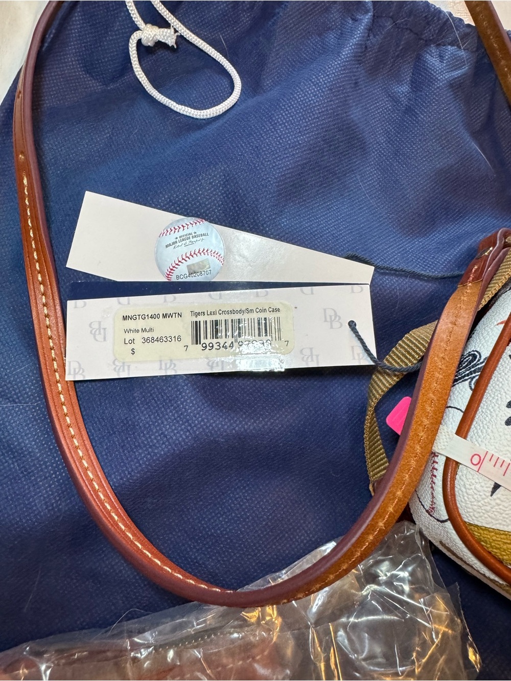 Dooney & Bourke White Detroit Tigers Crossbody Bag with Tan Trim - Picture 5 of 6